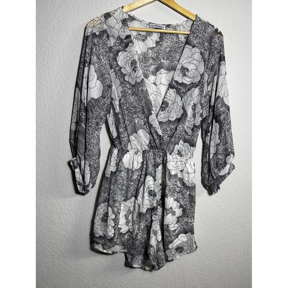 Dainty Hooligan Romper Women's large Black White Floral V Neck boho festival